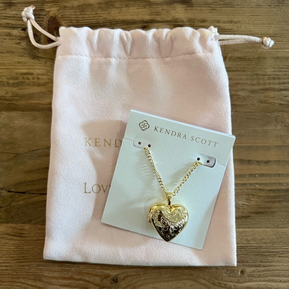 NEW Kendra Scott x LoveShackFancy Locket Necklace - Picture 1 of 3